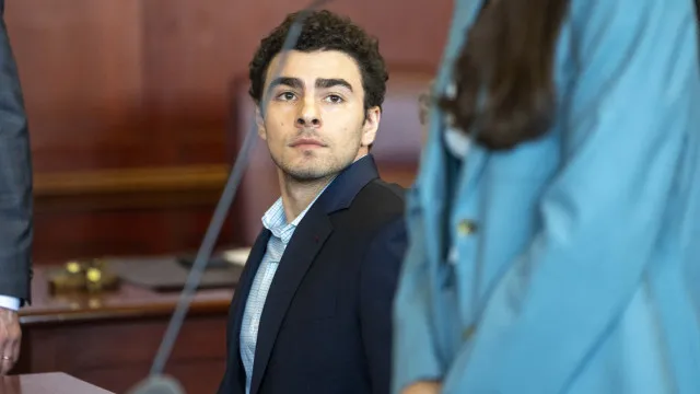 Luigi Mangione declara-se culpado das acusaÃ§Ãµes de perseguiÃ§Ã£o