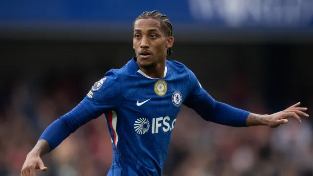 
                    Goleador do Chelsea reage após ser riscado por Ancelotti para o Mundial
                