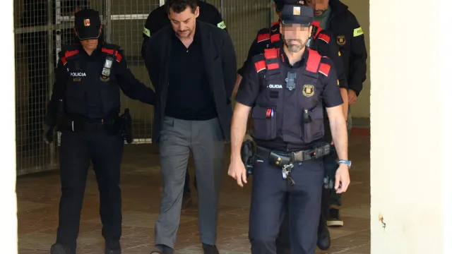 
                    Fundador da Mango foi assassinado pelo filho? Tudo o que se sabe
                