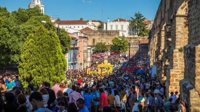 
                    Politécnico de Coimbra promove campanha de sensibilização durante Queima
                