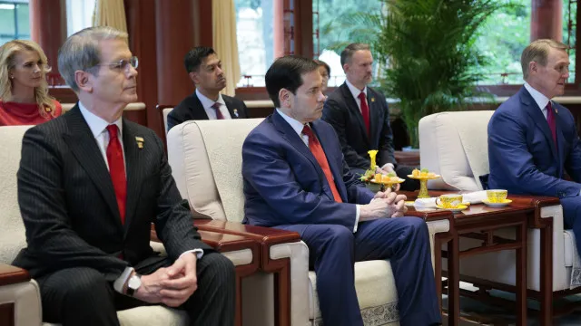 
                    Chefe da diplomacia dos EUA participa em reunião da NATO na Suécia
                