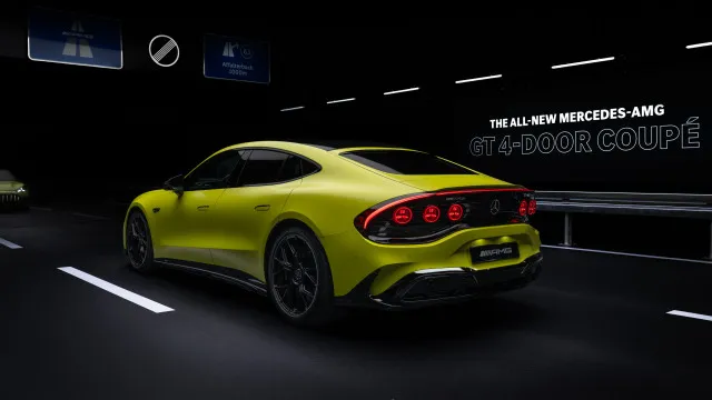 
                    Novo Mercedes-AMG elétrico criticado: 