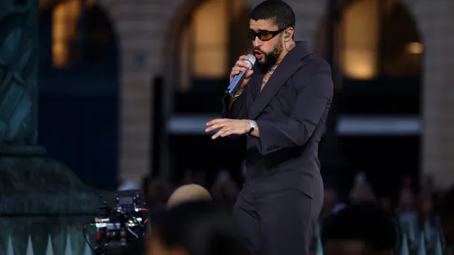
                    À espera de Bad Bunny? Há aulas de salsa e reggaeton grátis em Lisboa
                