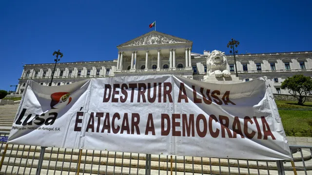 Livre e PCP querem ouvir diretora de informação cessante da Lusa
