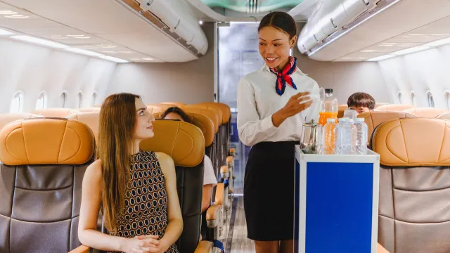 
                    Erro comum em viagens de avião que pode resultar numa trombose
                