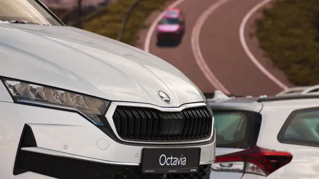 
                    Skoda Octavia vai ter novas motorizações híbridas
                