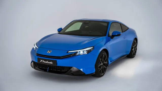
                    Honda Prelude volta 25 anos depois e vai chegar a Portugal. O preço
                