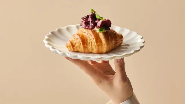 
                    Fruit Kiss. Tem até ao final do verão para provar estes croissants
                