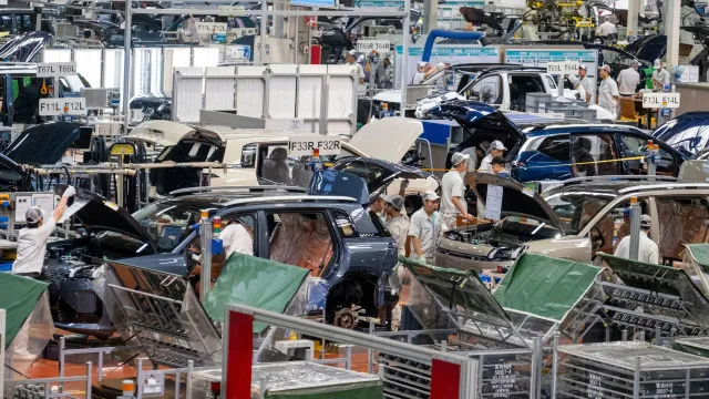 
                    Porsche e Universidade de Coimbra discutem economia circular automóvel
                