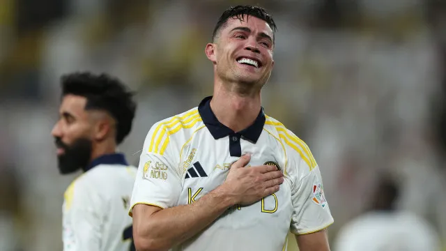 Cristiano Ronaldo bisou, deu título ao Al Nassr e reação já corre mundo