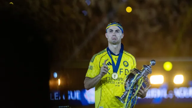 
                    Cristiano Ronaldo é campeão e faz o que nunca fora feito na história
                