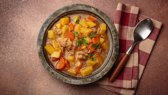 
                    Jardineira: Versão fit (e vegana) desta receita tradicional cheia de cor
                
