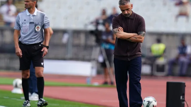 
                    A reação de Rui Borges à derrota do Sporting na Taça: 