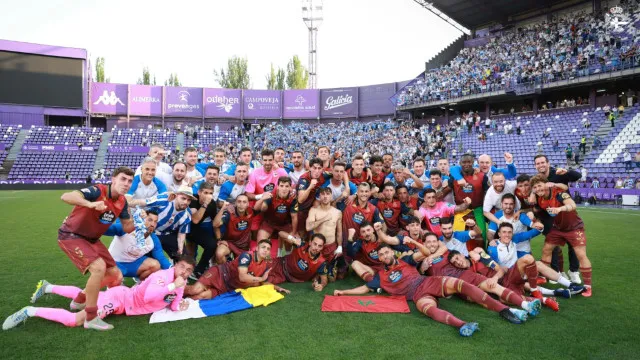 
                    Deportivo da Corunha vence o Valladolid e está de regresso à La Liga
                