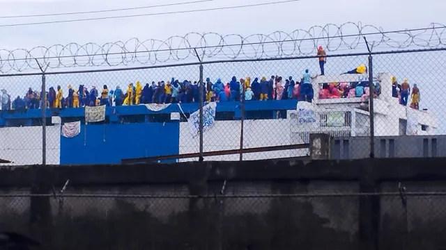 
                    Ministério Público da Venezuela investiga violentos protestos em prisão
                