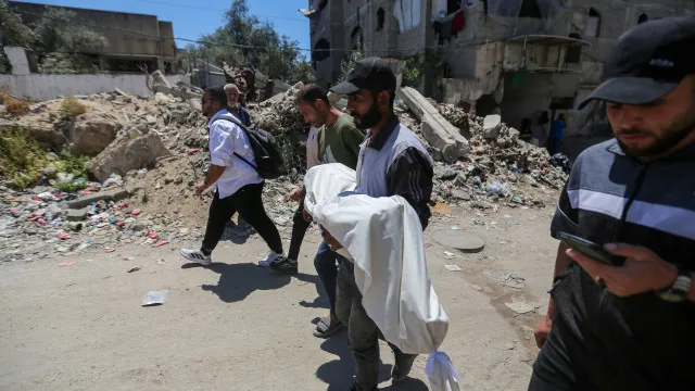 
                    Autoridades de Gaza registam mais de 900 mortos durante a trégua
                