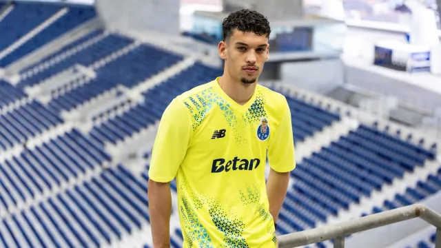 Oficial: FC Porto 'rouba' Sporting e confirma João Afonso como reforço