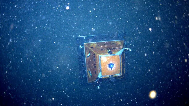 
                    Investigadores do Porto criam robô que monitoriza mar profundo
                