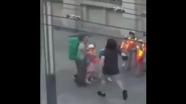 Três pessoas feridas em ataque com faca em estação de comboios na Suíça