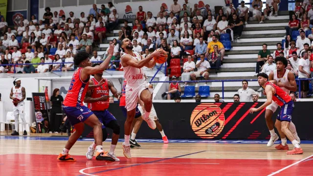 Benfica vence Oliveirense e está na final do campeonato pela 5.ª vez