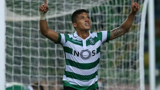Ainda marca golos, mas já tem nova profissão. O que é feito de Montero?
