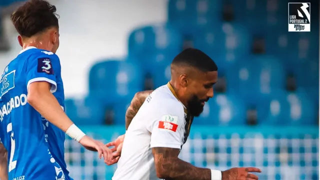 naom_6a1b560cc36b5 Farense completa assalto e continua na II Liga. Belenenses fica na Liga 3