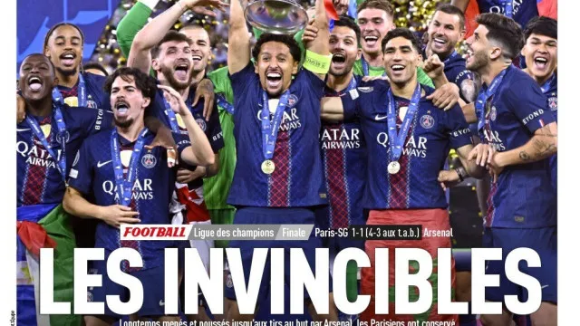 Lá fora: Rafael Leão 'intromete-se' na festa do PSG