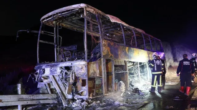 
                    Pelo menos oito mortos após despiste de autocarro na Turquia
                