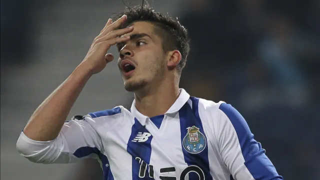 Dos títulos à seleção. André Silva tem contas a ajustar no FC Porto