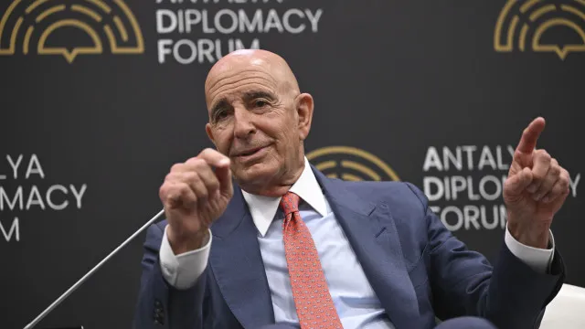 Trump renova Tom Barrack como enviado para a Síria e acrescenta Iraque