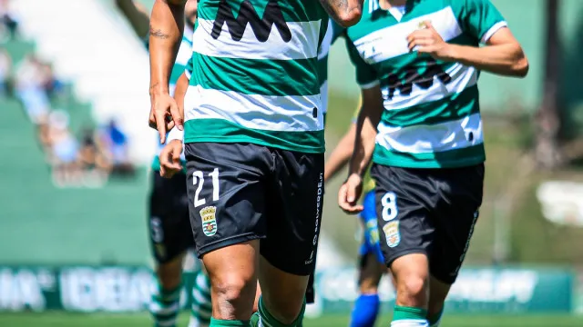 Leça e Vitória de Sernache decidem troféu no Jamor, a 10 de junho