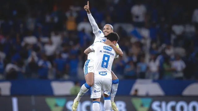 
                    Ex-Sporting prolonga série imbatível de Artur Jorge no Cruzeiro
                