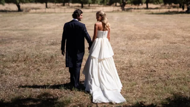 
                    As imagens inéditas do casamento de sonho de Júlia Palha
                