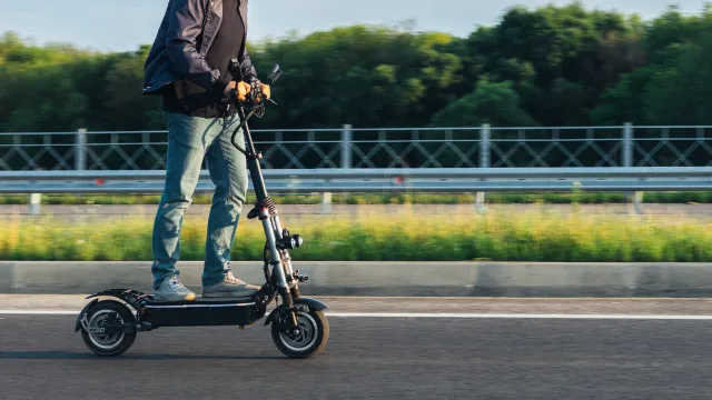 
                    Associação quer regras mais claras para bicicletas e trotinetes elétricas
                