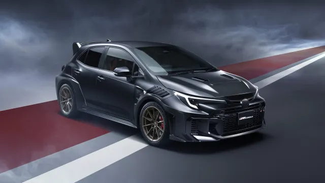 
                    Novo Corolla tem (muitos) 