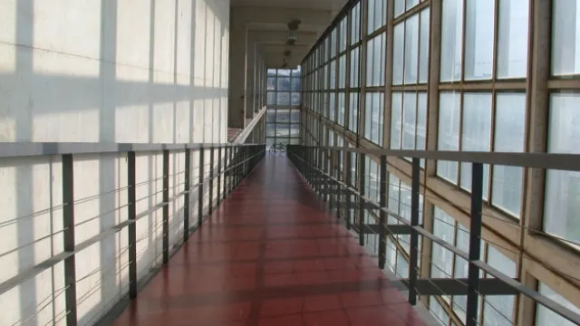 
                    Concessionária move ação contra demolição do Edifício Transparente
                