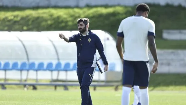 Freire antecipa estreias e Afonso Moreira antevê teste à seleção sub-21
