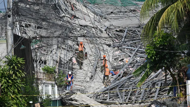 
                    Sobe para 21 o número de mortos em derrocada de edifício nas Filipinas
                