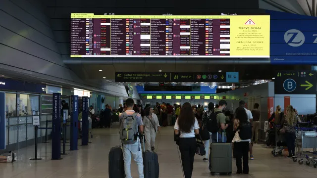Filas nos aeroportos? "É importante preparar já o passo seguinte"