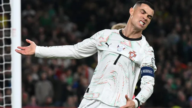 "Cristiano Ronaldo já não consegue estar no meio, na essência do jogo"