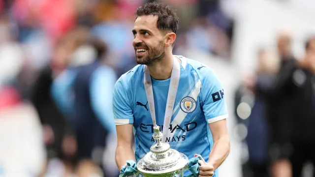 Revelado o entrave na transferência de Bernardo Silva para o Barcelona