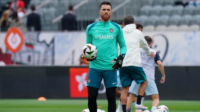 
                    Bola boa para Bruno Fernandes e os elogios ao Chile. O que disse José Sá
                