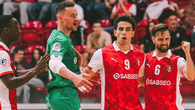 
                    Sp. Braga bate Sporting nos penáltis e finalista será decidido no jogo 3
                