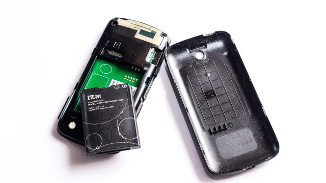 Saudades dos telemóveis antigos? As opções que queremos (e... as que não)