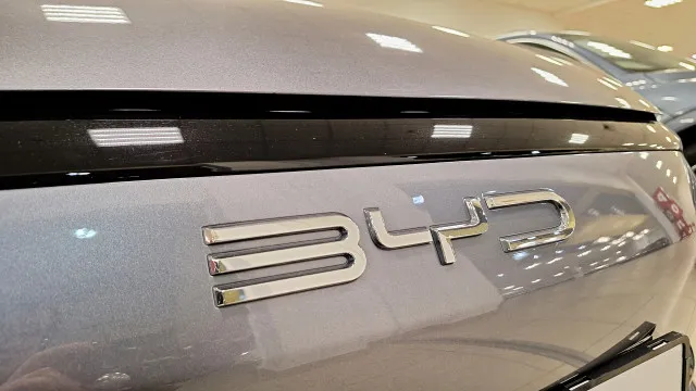 
                    BYD paga prejuízos de acidentes com condução automatizada (só num país)
                