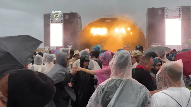
                    Primavera (sem) Sound: Dilúvio cancela concertos e 