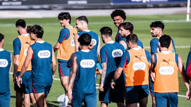 
                    Quarteto do PSG integra estágio de Portugal rumo ao Mundial
                