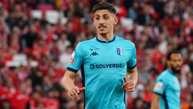 
                    Oficial: Jota Gonçalves deixa o Vizela
                
