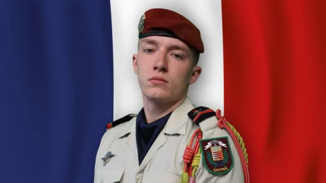 
                    Soldado francês de 21 anos morto por 