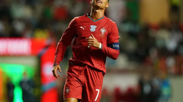 
                    Cristiano Ronaldo bate mais um recorde, mas não quer ficar por aqui
                